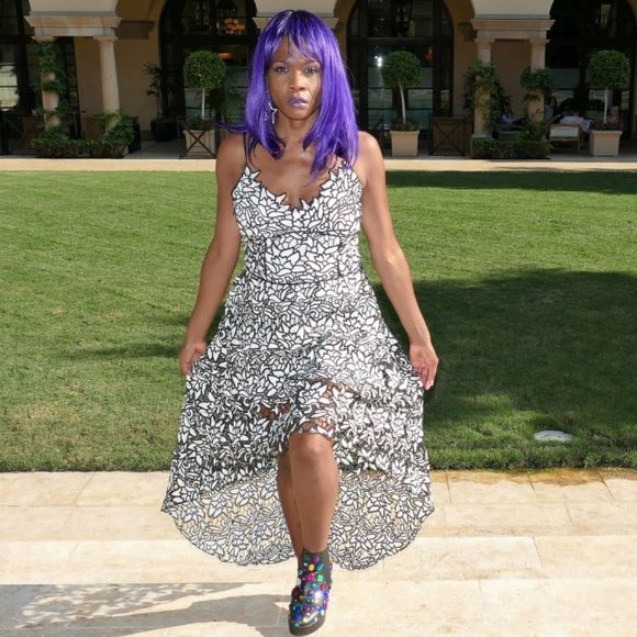 Yu Lin Xuan BnW Floral Lace High Low Dress size L - Picture 4 of 15